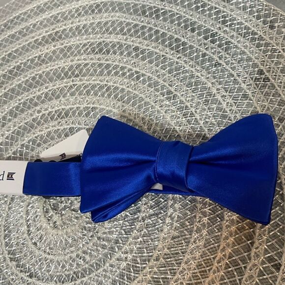 Saddlebred Men’s Bow Tie in Cobalt NWT - Picture 2 of 7